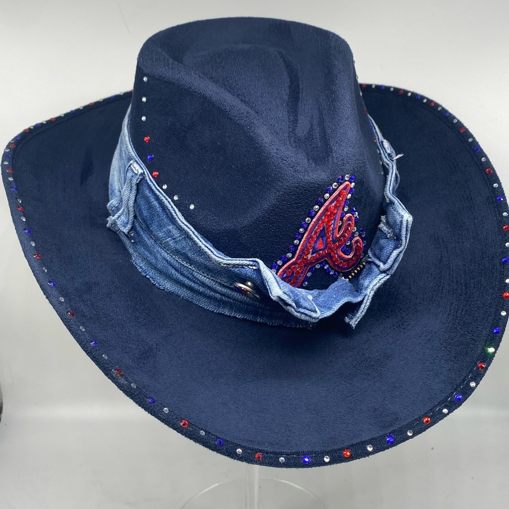 “Lanta” by The Chapeauholic